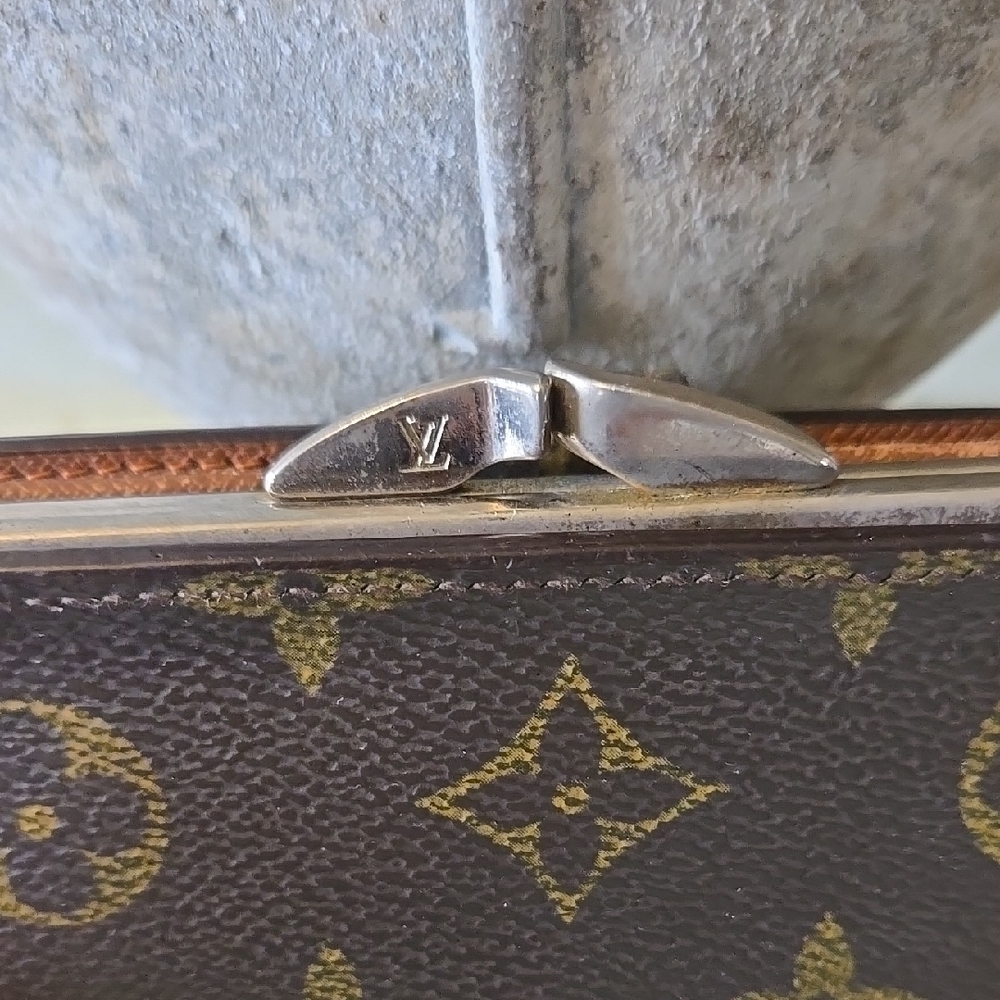 Louis Vuitton Monogram Compact Wallet - Picture 13 of 14